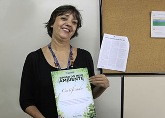 Servidora recebe menção honrosa no prêmio A.M.A 2016